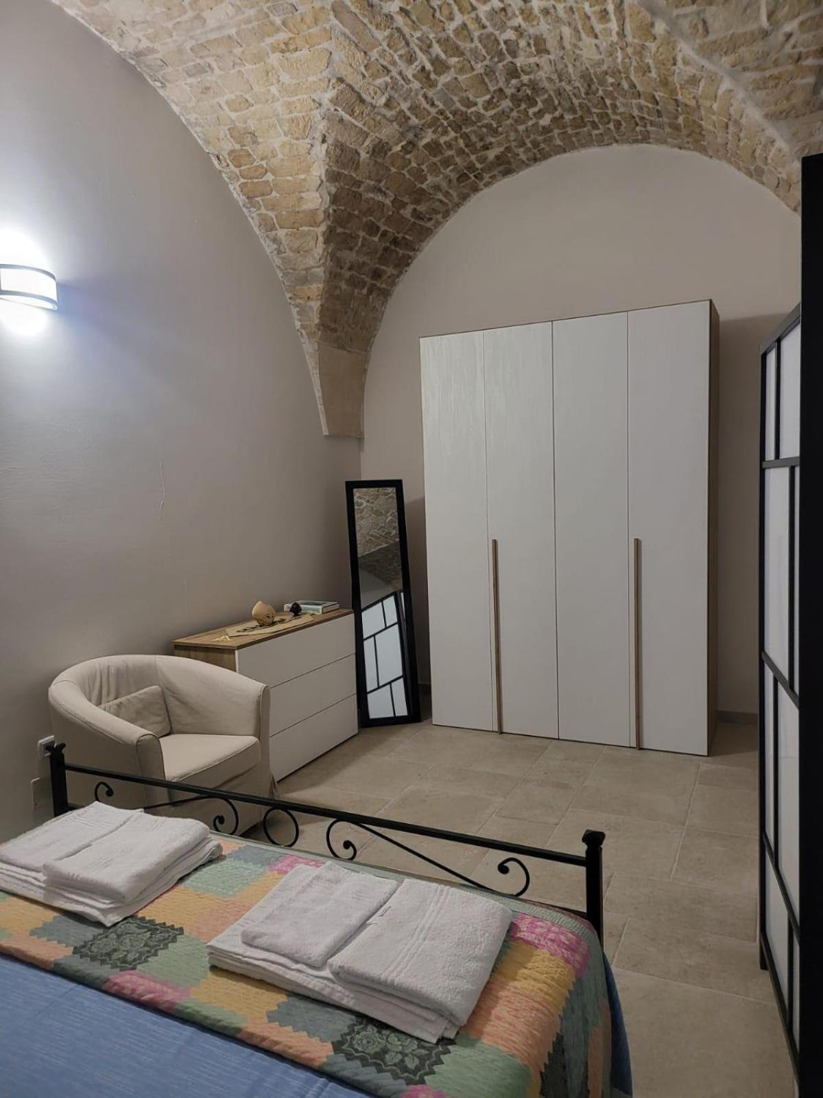 Fuori Le Mura Martina Franca Bagian luar foto